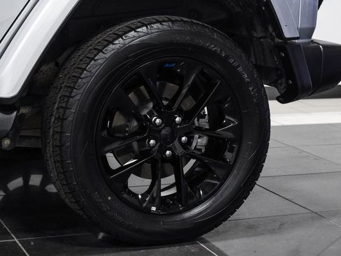 Used 2022 Jeep Wrangler Unlimited Sahara w/ Cold Weather Group image 59