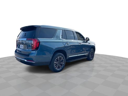 Used 2025 GMC Yukon Elevation image 9