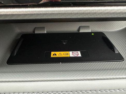 Certified 2025 Toyota Highlander Platinum image 23