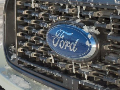 Certified 2023 Ford Ranger XLT w/ Equipment Group 302A High image 13