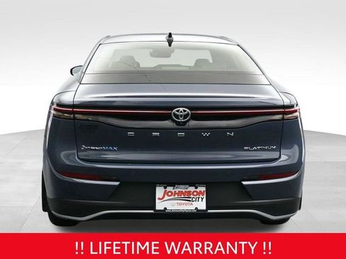 Used 2026 Toyota Crown Platinum AWD/4WD image 10
