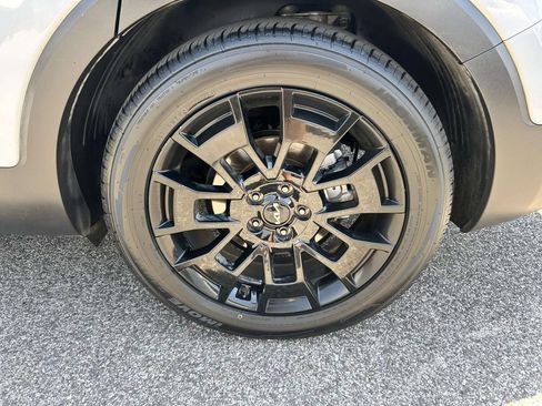 Used 2022 Kia Telluride EX w/ EX Premium Package AWD/4WD image 7
