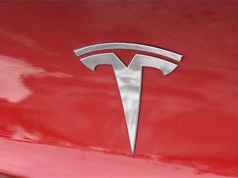 Used 2021 Tesla Model 3 Performance image 16