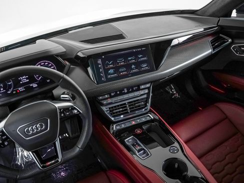 Used 2023 Audi RS e-tron GT w/ Carbon Performance Package AWD/4WD image 13
