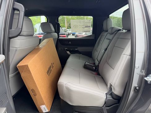 New 2026 Toyota Tundra Limited AWD/4WD image 8