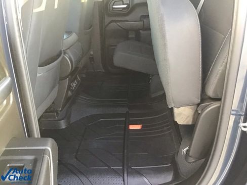 Used 2019 Chevrolet Silverado 1500 LT w/ All-Star Edition image 13