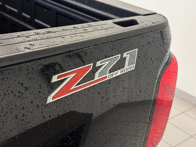Used 2018 Chevrolet Colorado Z71 AWD/4WD image 42
