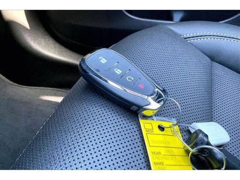 Used 2025 Chevrolet Trax ACTIV w/ Driver Confidence Package FWD image 14