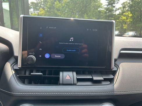 Used 2023 Toyota RAV4 XLE w/ Convenience Package AWD/4WD image 18