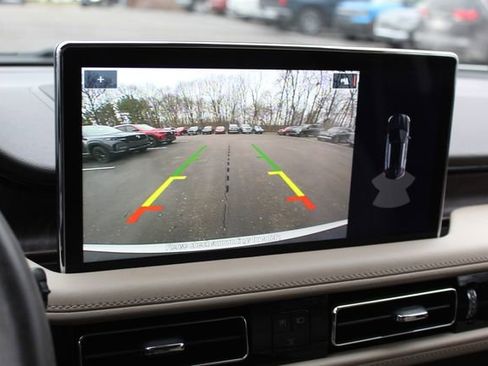 Used 2023 Lincoln Nautilus Reserve image 24