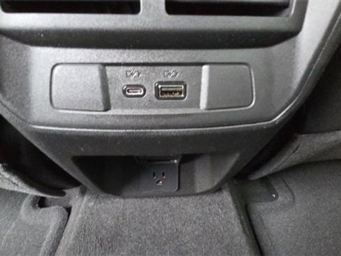 New 2026 GMC Canyon Elevation w/ Convenience Package image 34