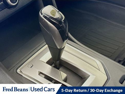 Used 2020 Subaru Crosstrek 2.0i Premium image 17