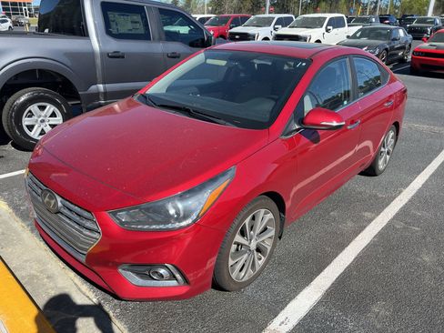 Used 2019 Hyundai Accent Limited image 1