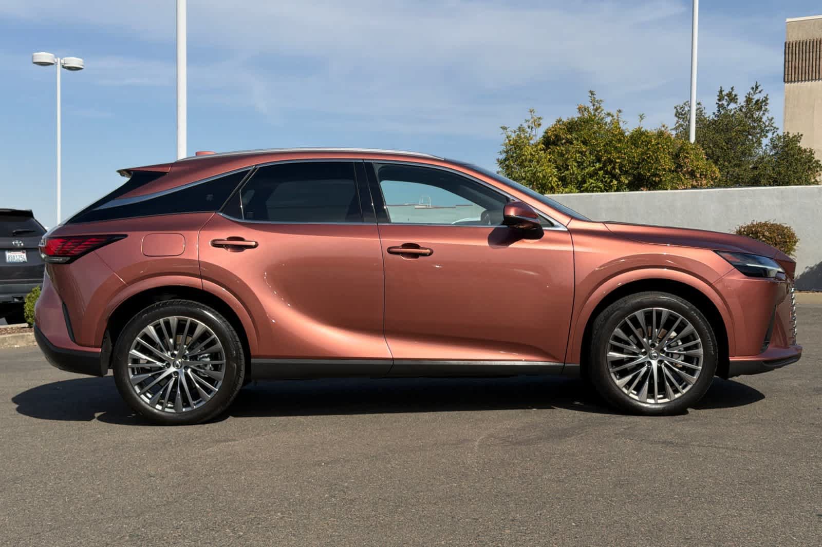 Certified 2024 Lexus RX 450h AWD w/ Convenience Package image 6