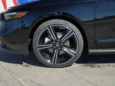 Used 2026 Honda Accord Sport image 12