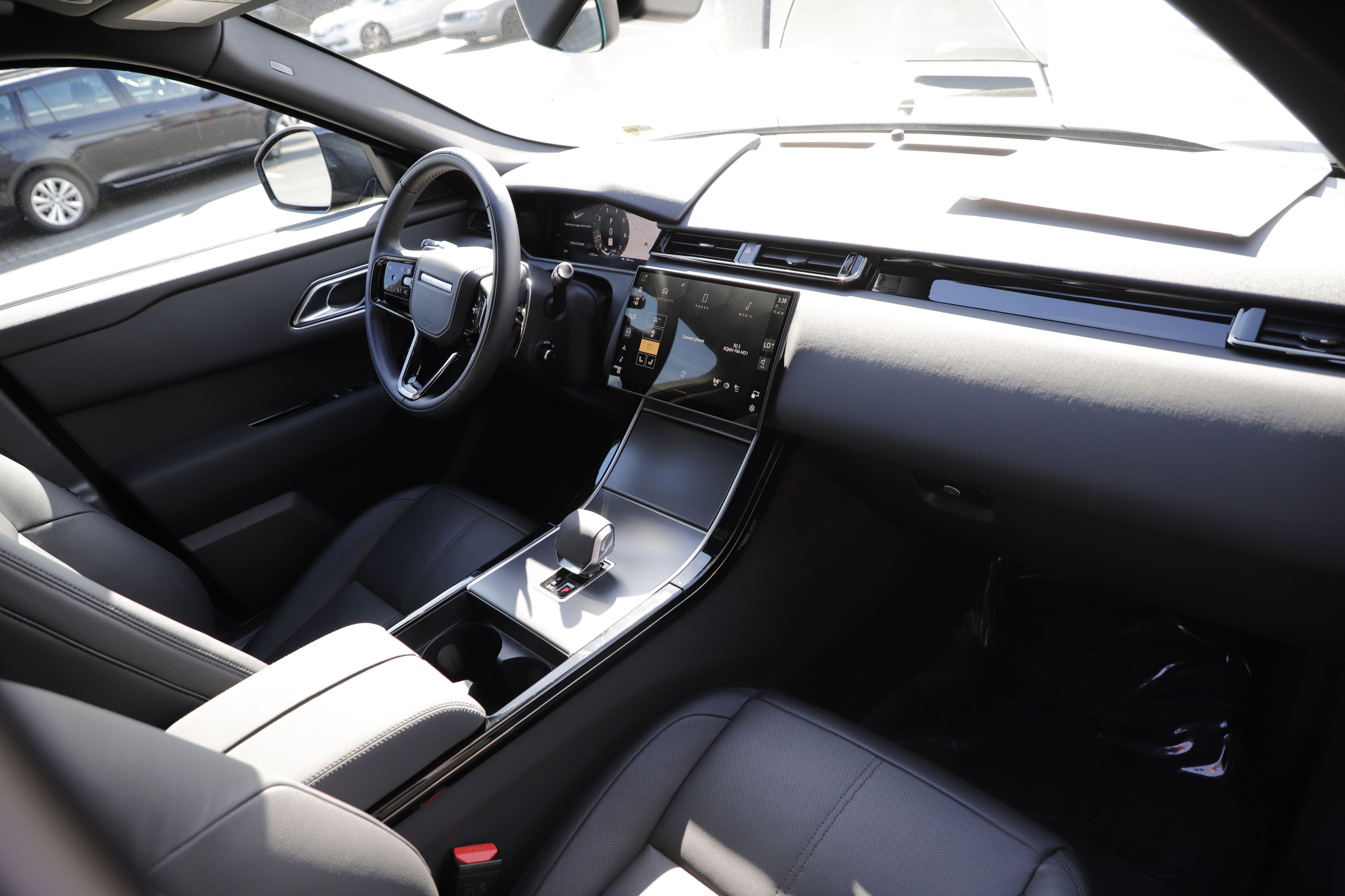 Certified 2026 Land Rover Range Rover Velar S AWD/4WD image 13