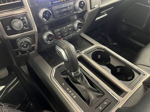 Used 2019 Ford F150 Platinum w/ Technology Package image 23