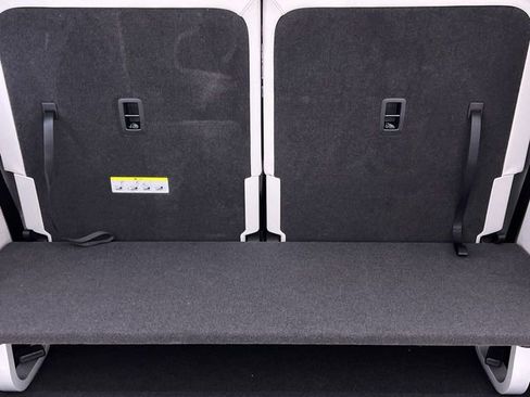 New 2025 Volkswagen ID. Buzz 1st Edition image 25