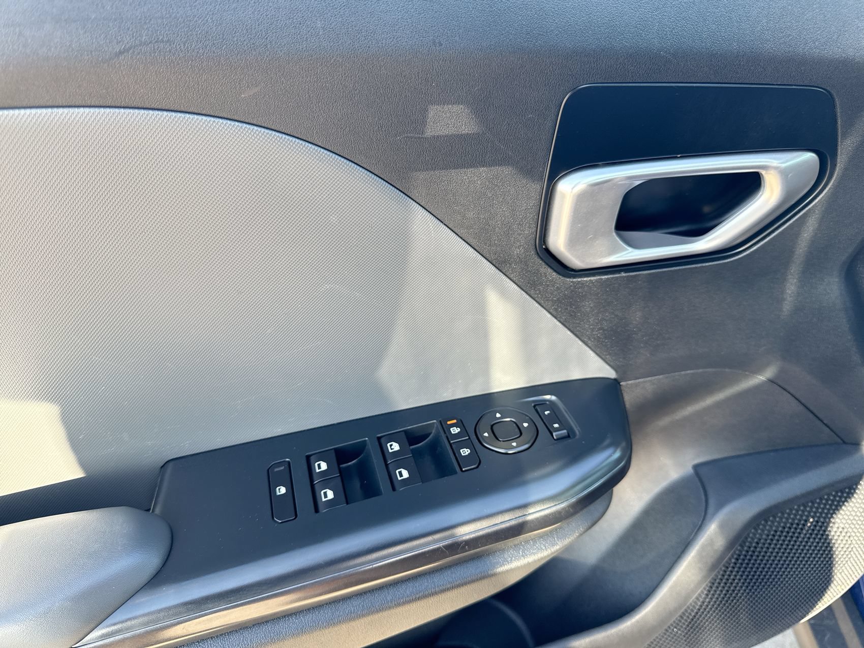 Used 2025 Kia K4 FWD image 13