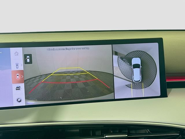 New 2026 Genesis GV70 2.5T Advanced AWD/4WD image 13