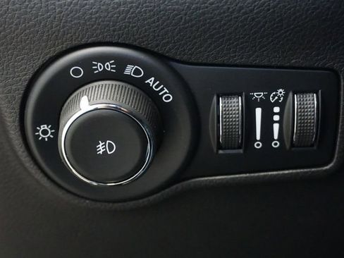 New 2026 Jeep Compass Latitude image 36