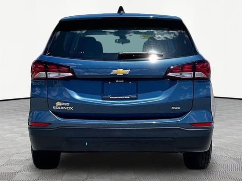 Used 2024 Chevrolet Equinox LS AWD/4WD image 5