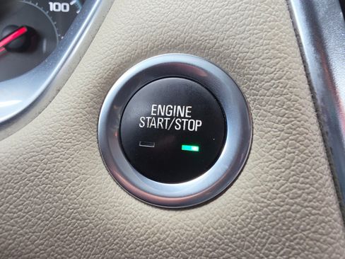 Used 2022 Chevrolet Traverse LS AWD/4WD image 49