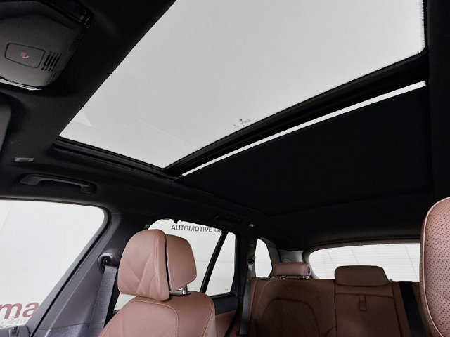 Used 2026 BMW X5 xDrive40i w/ Premium Package AWD/4WD image 23