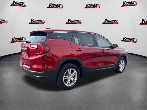 Used 2023 GMC Terrain SLE image 5