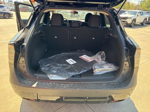New 2026 Nissan Kicks SV w/ Charging Package FWD image 7