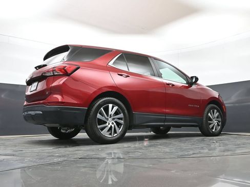 Used 2024 Chevrolet Equinox LT w/ LPO, Floor Liner Package FWD image 46
