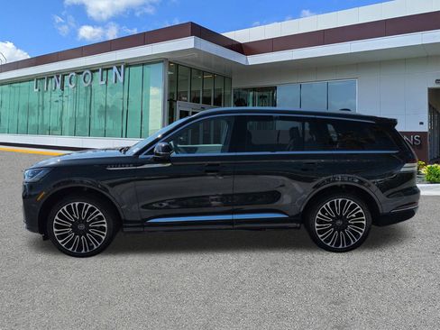 New 2026 Lincoln Aviator Black Label AWD/4WD image 7
