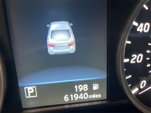 Used 2019 Nissan Sentra SR image 19