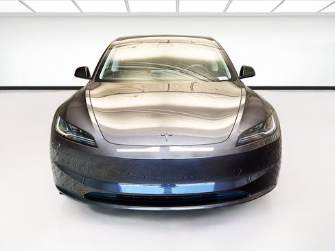 Used 2024 Tesla Model 3 Standard Range RWD image 2