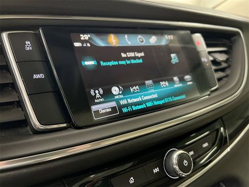 Used 2019 Buick Enclave Essence image 14