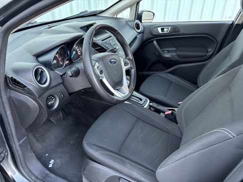 Used 2015 Ford Fiesta SE image 15
