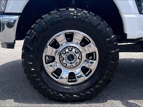 Used 2024 Ford F250 Lariat w/ Chrome Package AWD/4WD image 30