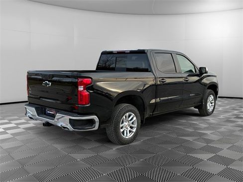 New 2026 Chevrolet Silverado 1500 LT w/ Z71 Off-Road Package image 3