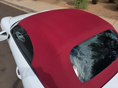 Used 2019 Porsche 718 Boxster S RWD image 13