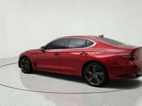 Used 2022 Genesis G70 3.3T RWD image 7