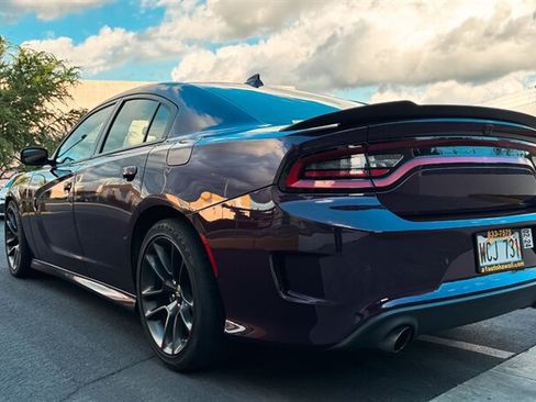 Used 2020 Dodge Charger Scat Pack w/ Driver Convenience Group RWD image 2
