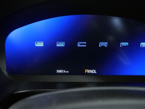 Used 2024 Ford Escape ST-Line Select w/ Tech Pack #2 image 19