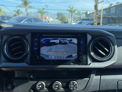 Used 2019 Toyota Tacoma TRD Sport w/ Exterior Package image 14