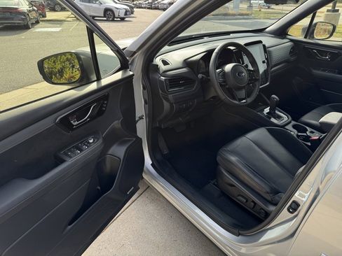 Used 2025 Subaru Forester Touring image 16