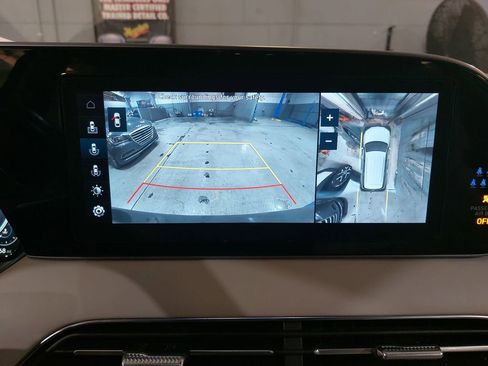 Used 2022 Hyundai Palisade Calligraphy w/ Cargo Package image 24