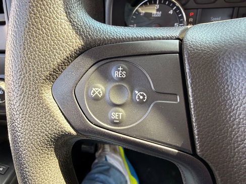 Used 2017 Chevrolet Silverado 1500 W/T AWD/4WD image 23