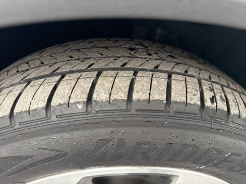 Used 2025 Ford Escape Platinum image 23