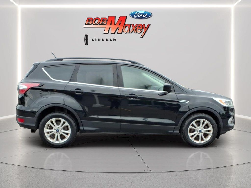 Used 2018 Ford Escape SEL FWD image 4