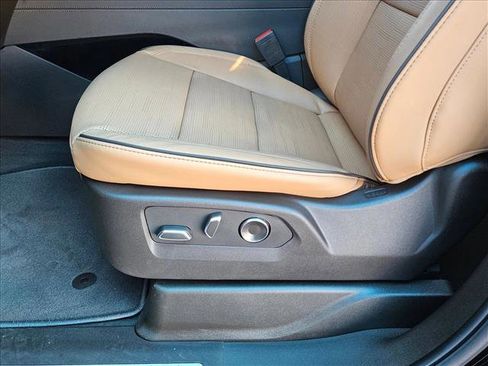 New 2026 Cadillac Escalade Luxury image 4