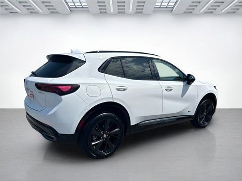 Used 2024 Buick Envision Sport Touring image 3